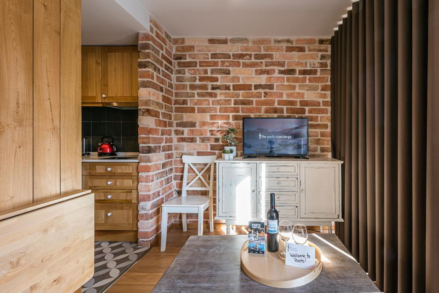Guestready - Crayon Walls Apts Porto Buitenkant foto
